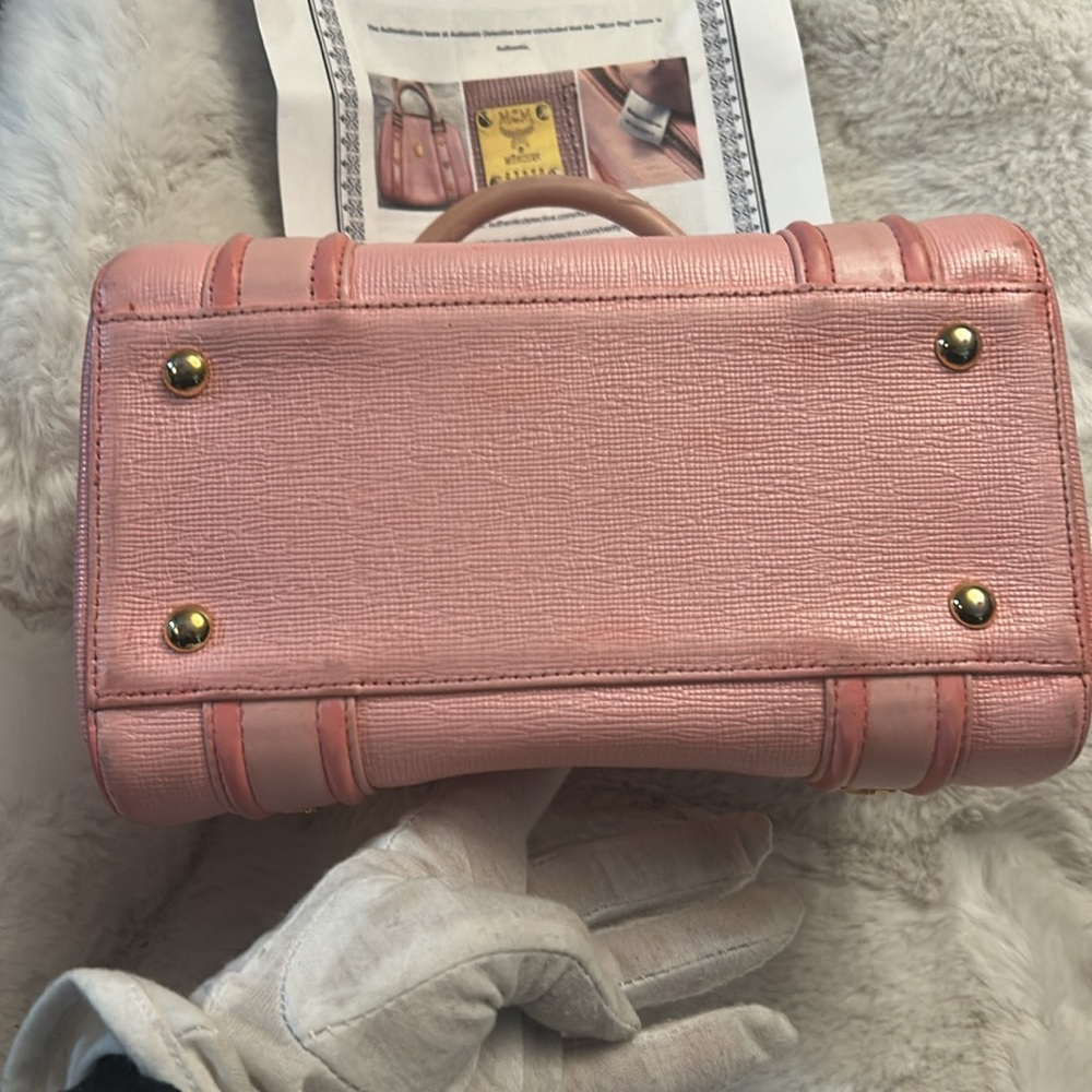 MCM Pink cute RARE Handbag with COA - Picture 4 of 17
